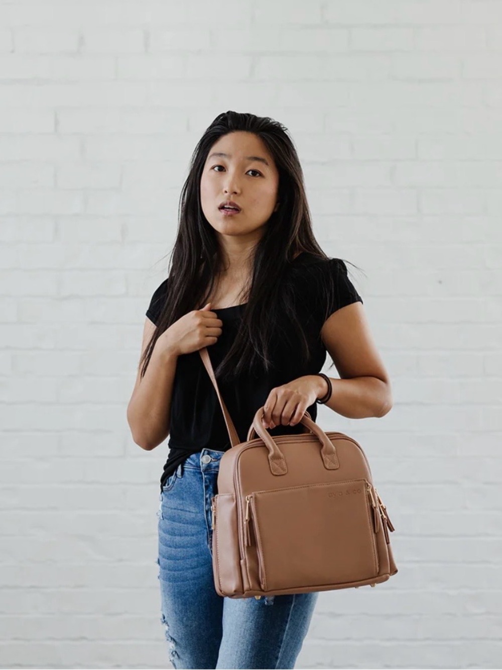 Ayla & Co Women's Tan Leather Top-Handle Crossbody Bag